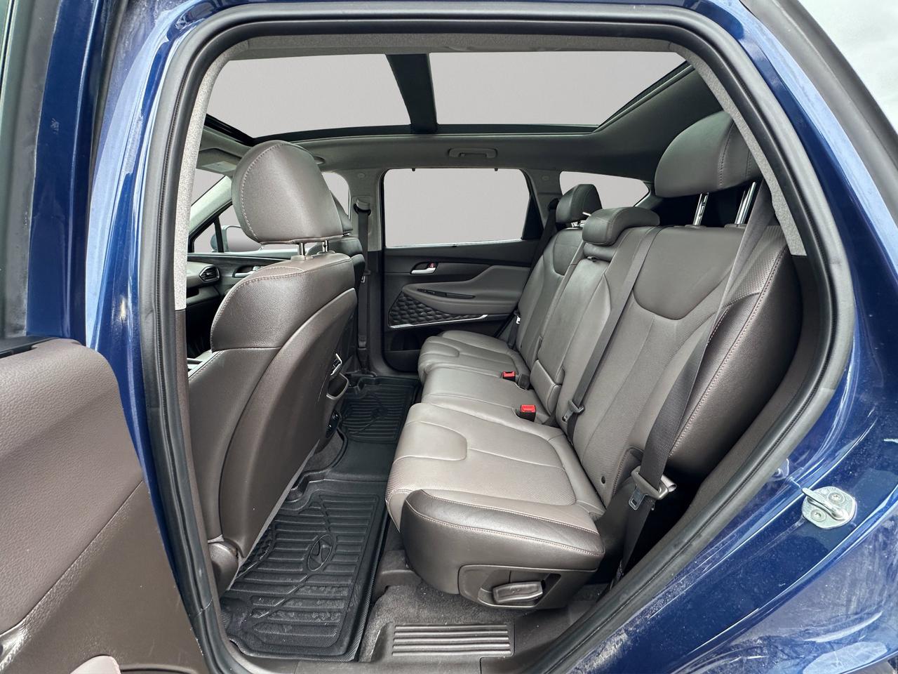 2020 Hyundai Santa Fe Ultimate | Reverse Cam | Sunroof Photo