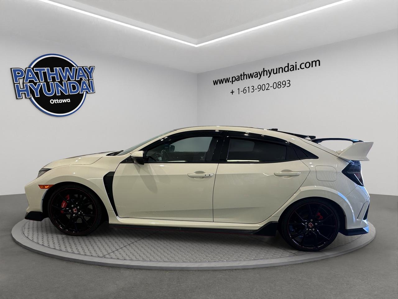 2019 Honda Civic Type R | Reverse Cam | Heated Seats Photo