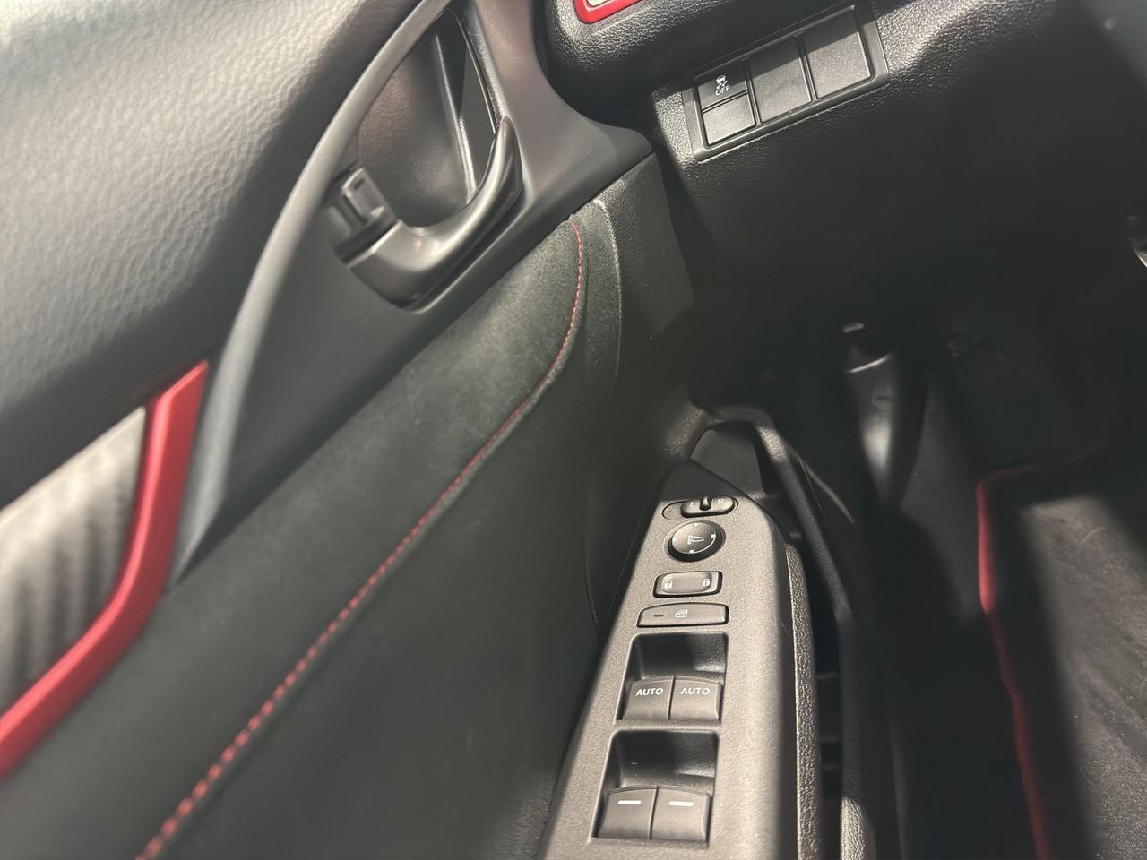 2019 Honda Civic Type R | Reverse Cam | Heated Seats Photo