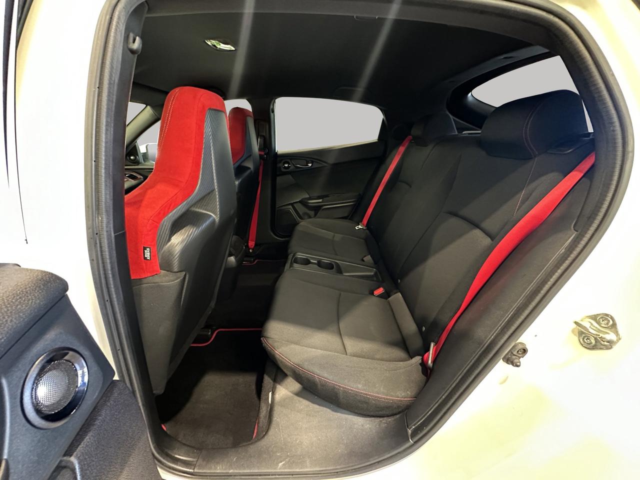 2019 Honda Civic Type R | Reverse Cam | Heated Seats Photo