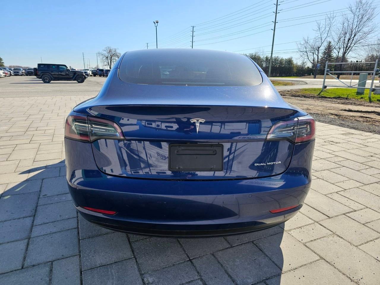 2022 Tesla Model 3 Long Range 4dr All-Wheel Drive Sedan Photo