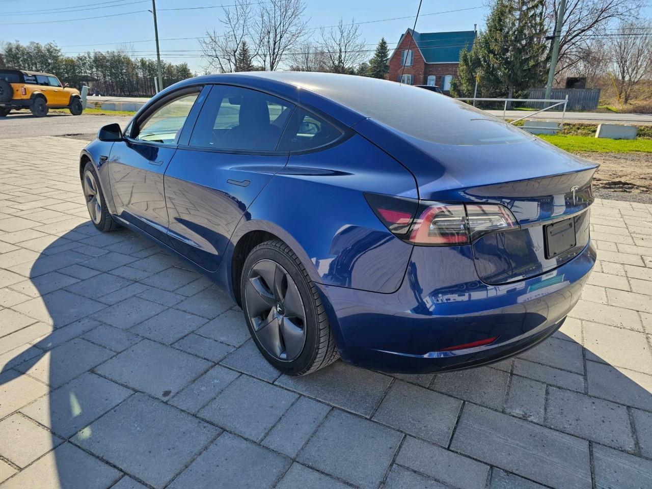 2022 Tesla Model 3 Long Range 4dr All-Wheel Drive Sedan Photo