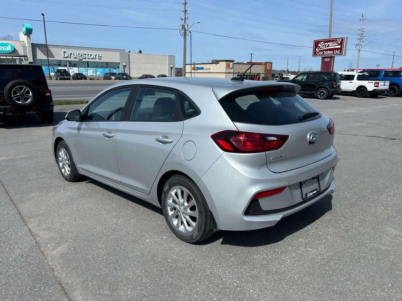 2019 Hyundai Accent Essential HTD SEATS A/C CALL NAPANEE 613-354-2100 Photo