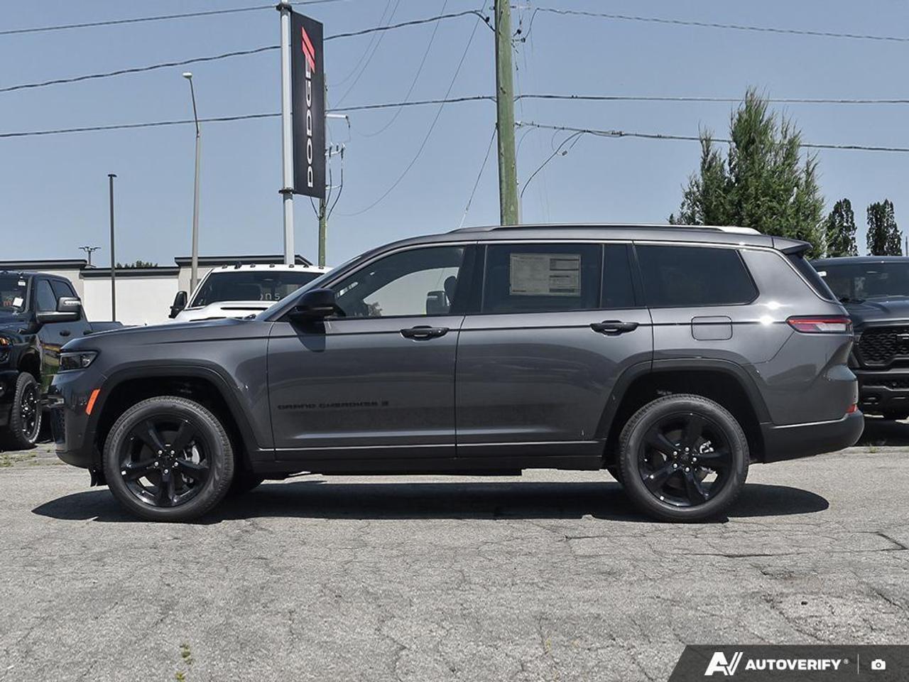 2026 Jeep Grand Cherokee L Base 4dr 4x4 Photo