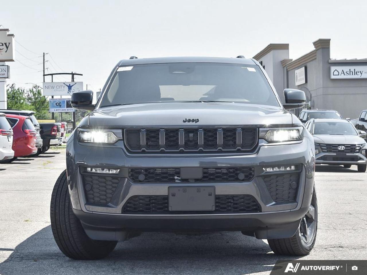 2026 Jeep Grand Cherokee L Base 4dr 4x4 Photo5