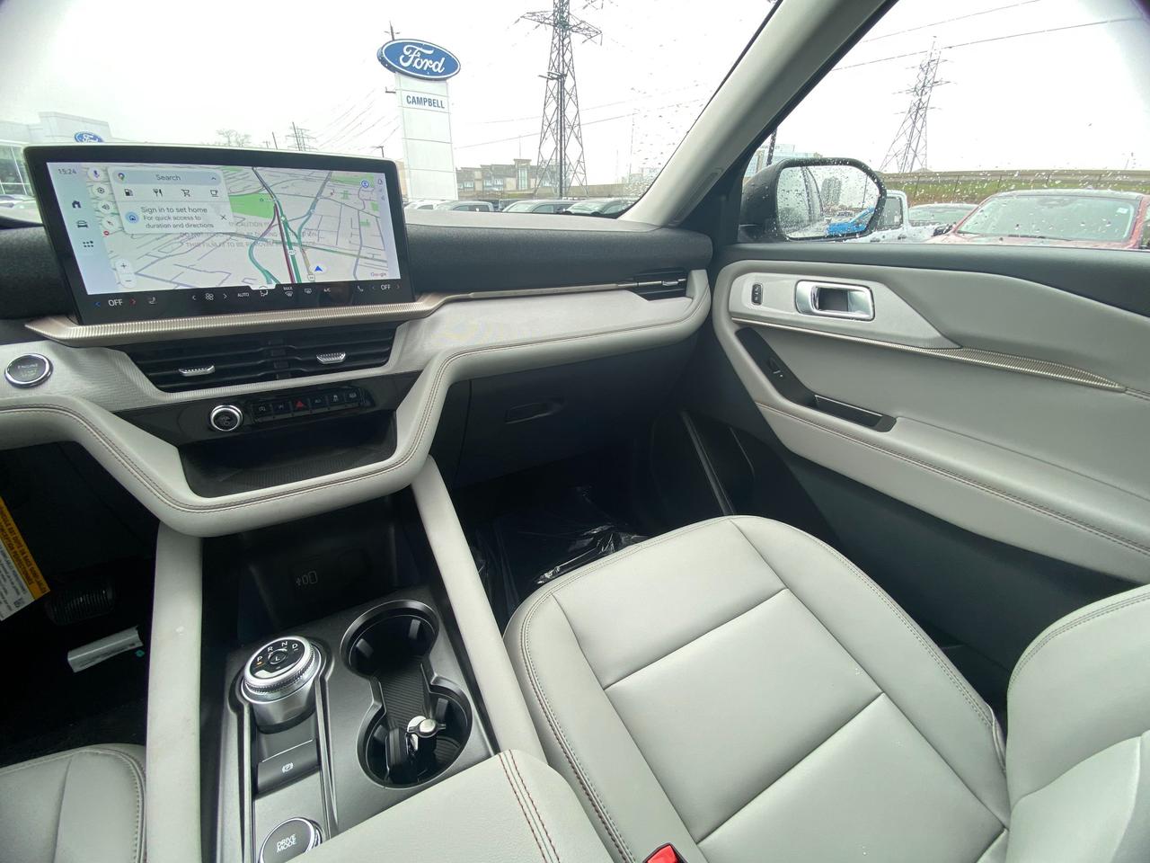 2026 Ford Explorer  Photo