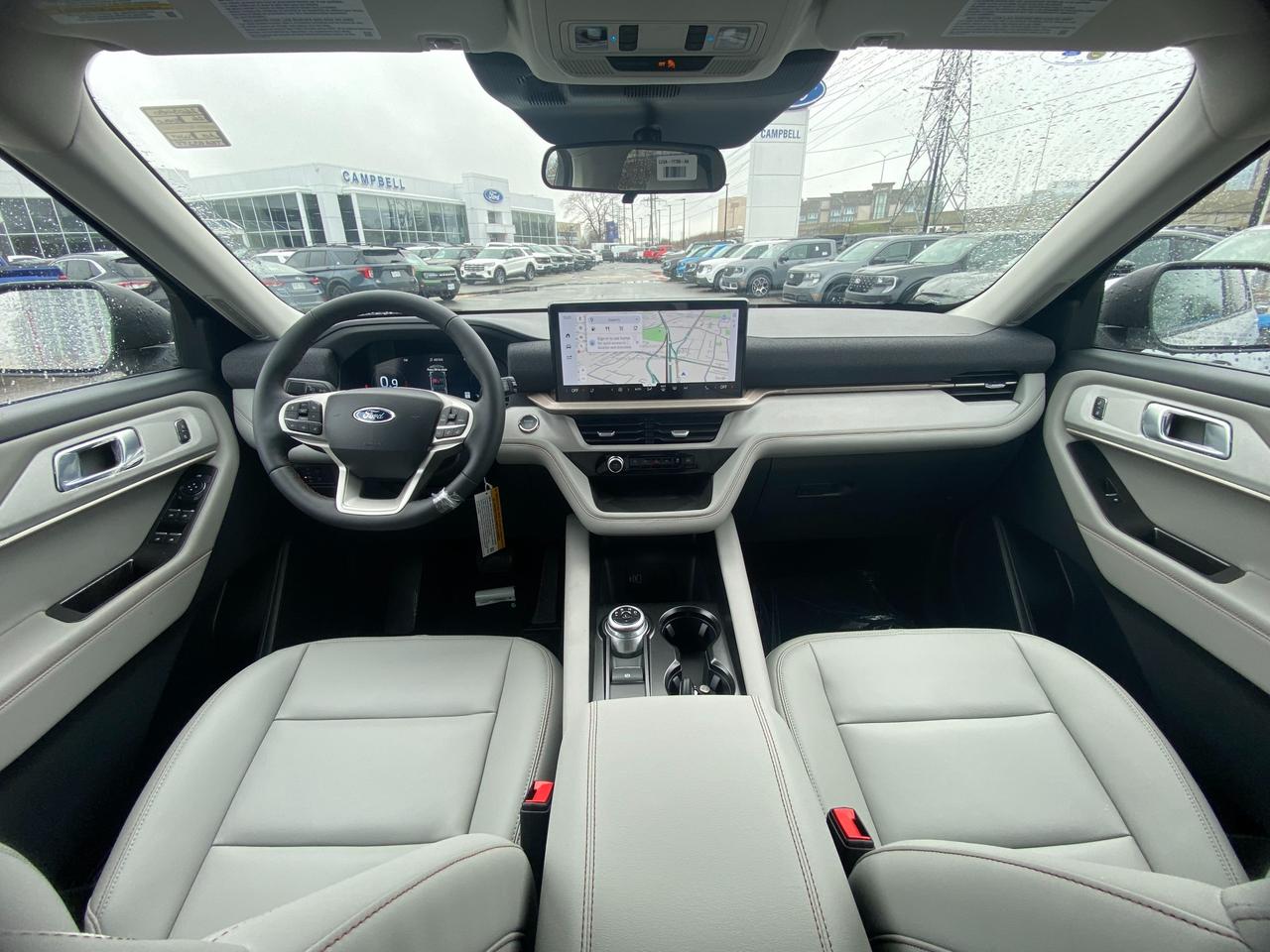 2026 Ford Explorer  Photo