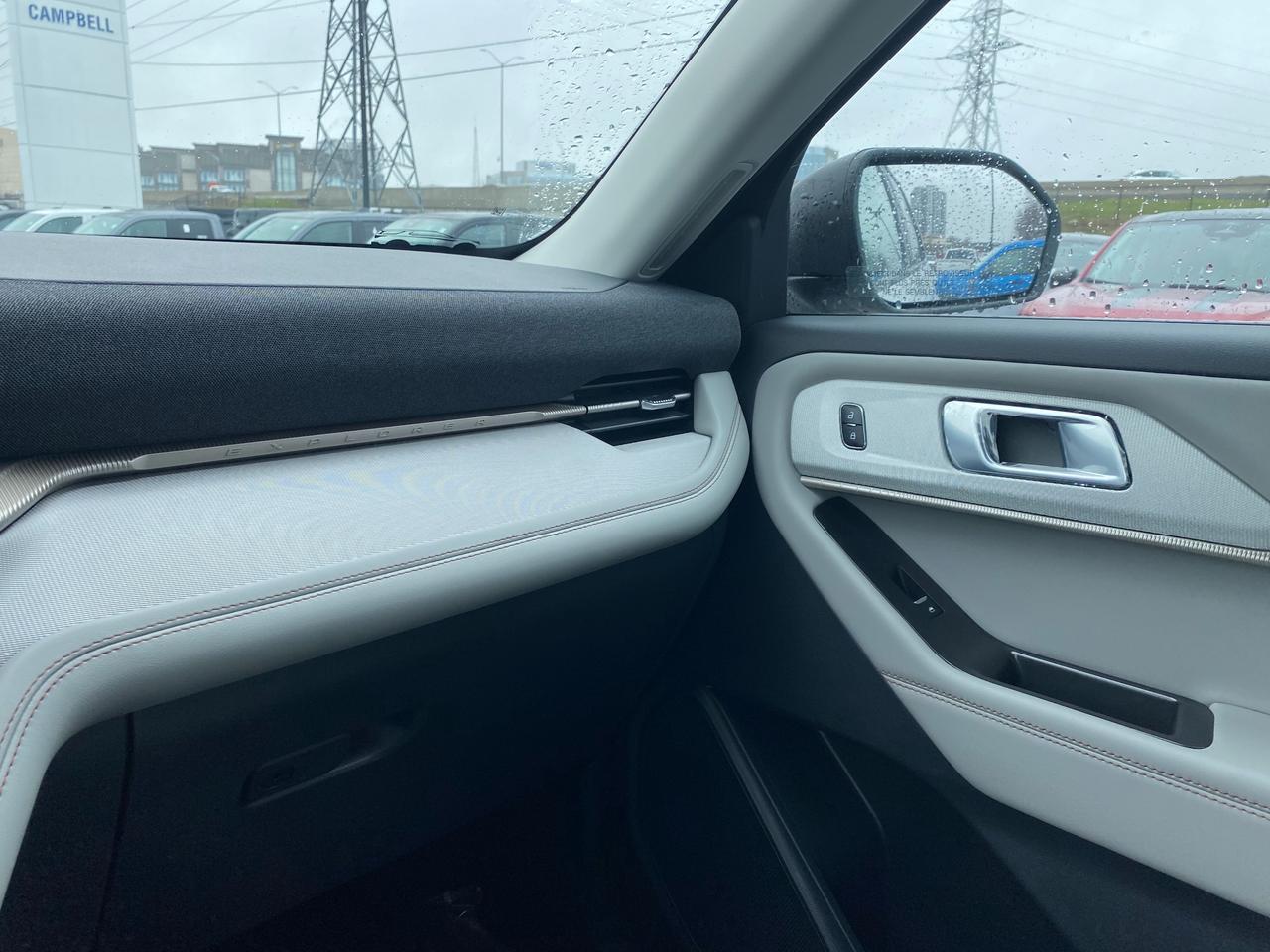 2026 Ford Explorer  Photo