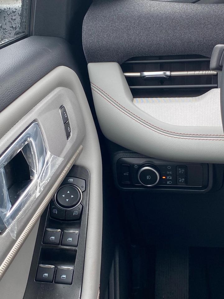 2026 Ford Explorer  Photo