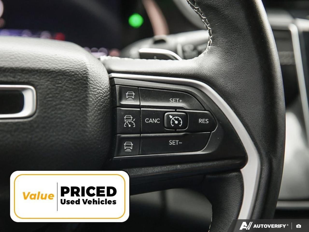 2022 Jeep Grand Cherokee Laredo 4dr 4x4 Photo