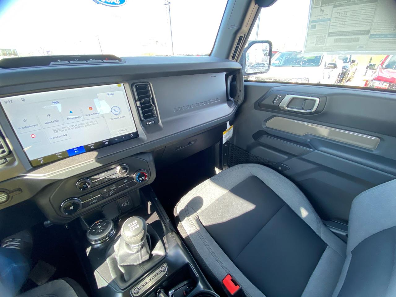 2026 Ford Bronco Base 2dr 4x4 Photo