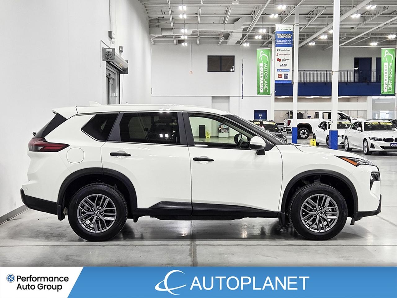 2024 Nissan Rogue S AWD, Apple CarPlay, Heated Seats, Back Up Cam! Photo