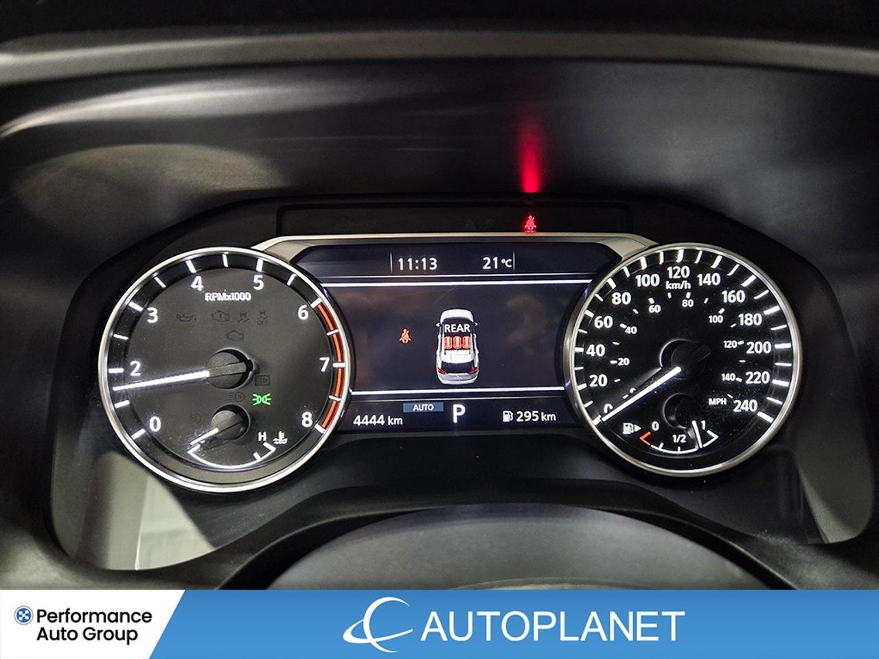 2024 Nissan Rogue S AWD, Apple CarPlay, Heated Seats, Back Up Cam! Photo