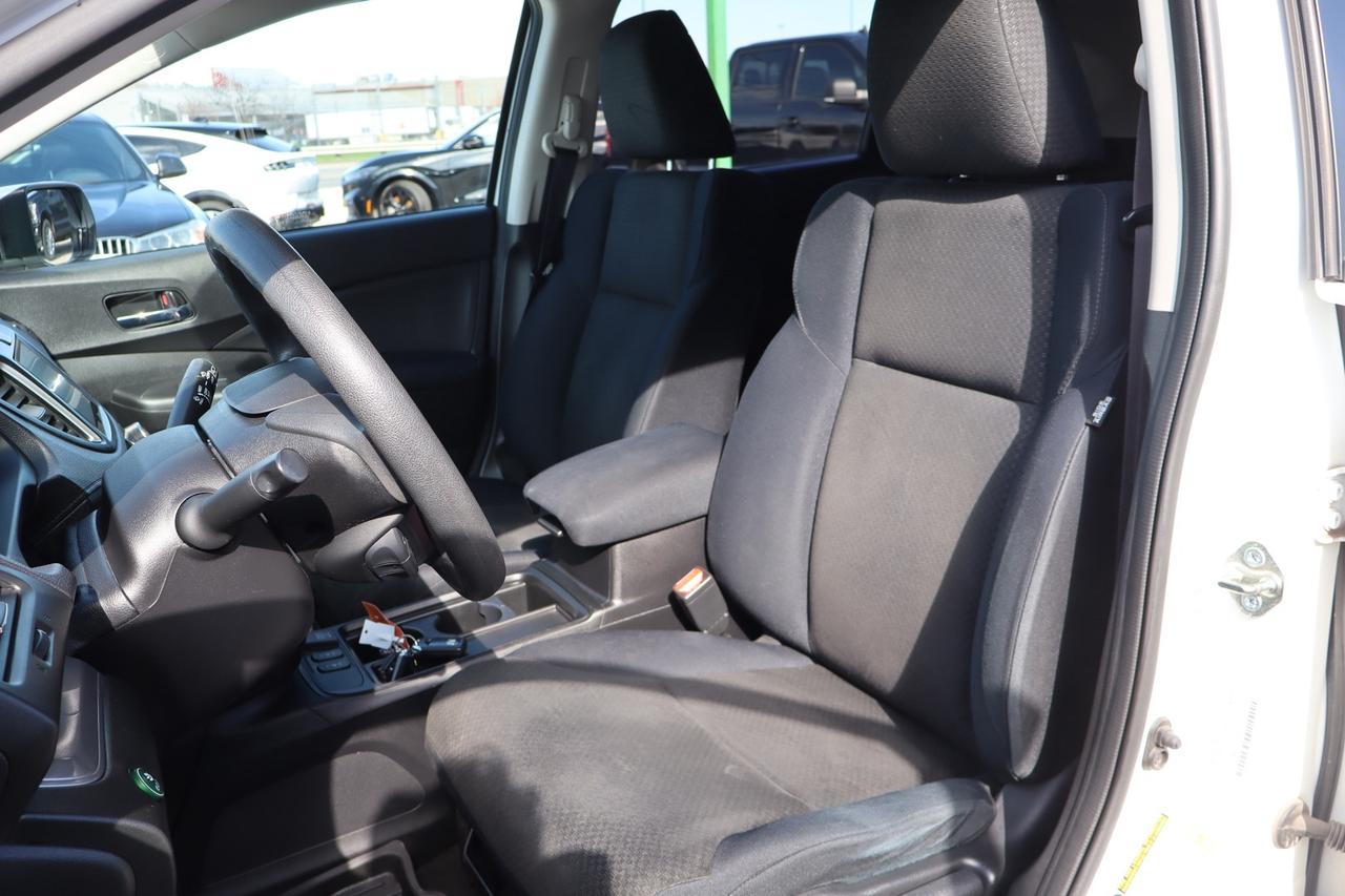 2015 Honda CR-V SE 4WD   NO ACCIDENT   Safety Certified Photo