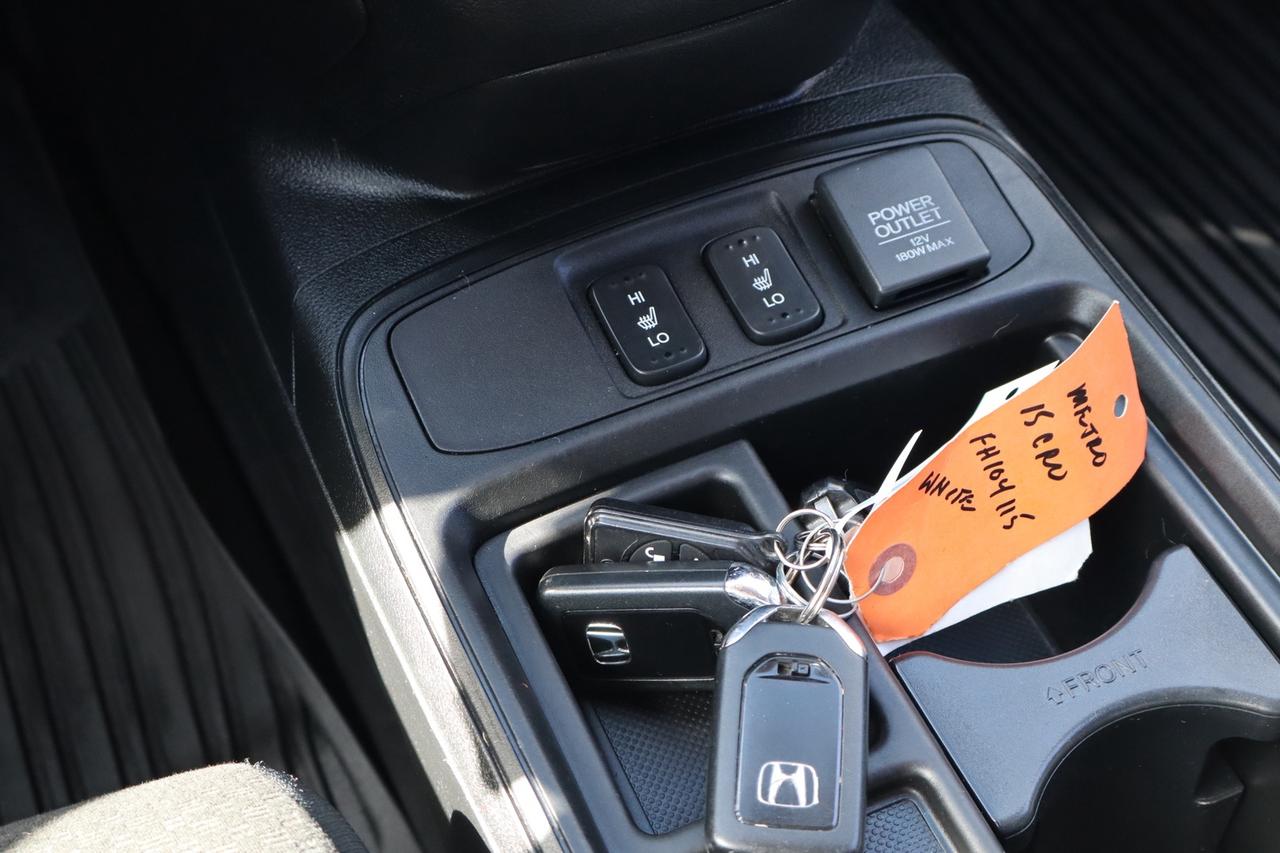 2015 Honda CR-V SE 4WD   NO ACCIDENT   Safety Certified Photo
