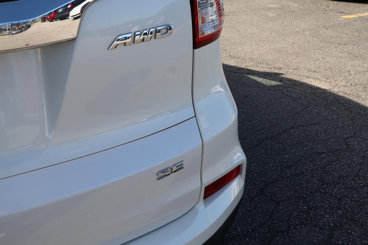 2015 Honda CR-V SE 4WD   NO ACCIDENT   Safety Certified Photo