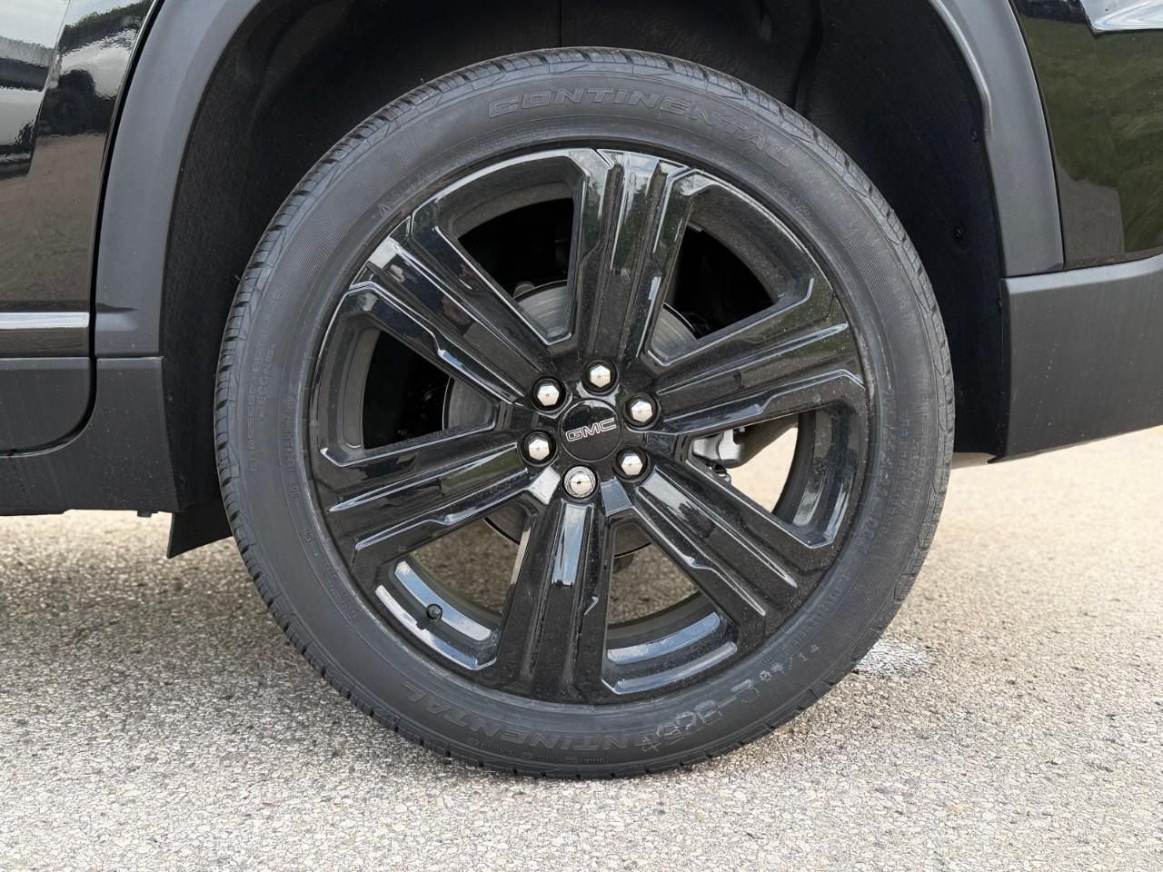 2026 GMC Acadia Elevation 4dr All-Wheel Drive Photo4