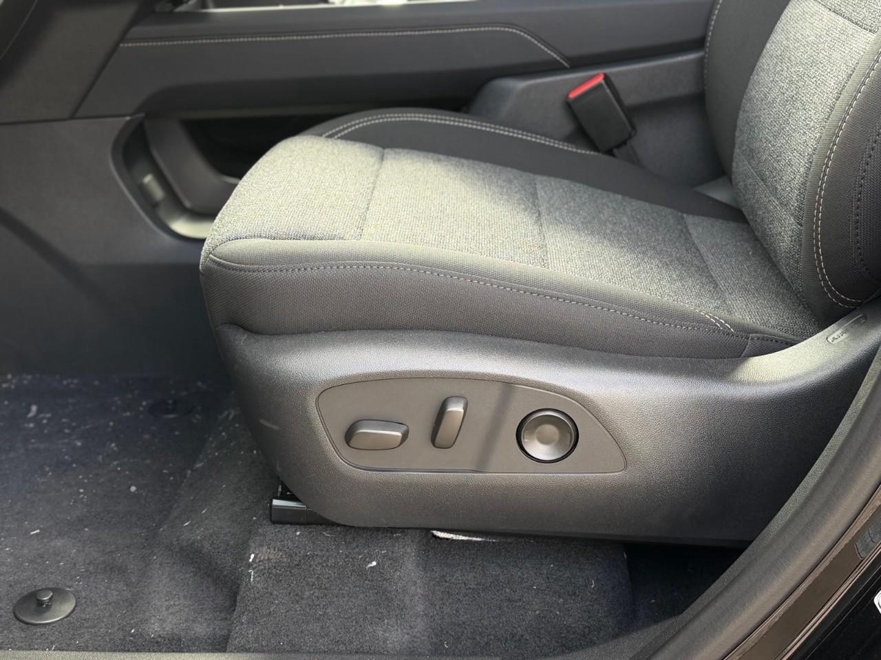 2026 GMC Acadia Elevation 4dr All-Wheel Drive Photo