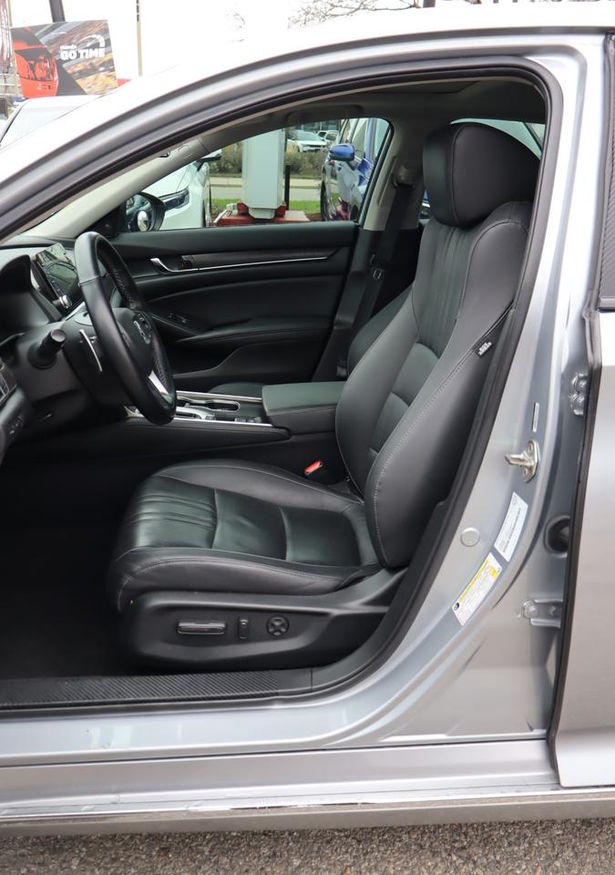 2019 Honda Accord Touring 1.5T (CVT) 4dr Sedan Photo