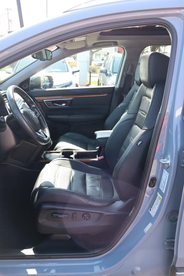 2022 Honda CR-V Touring 4dr All-wheel Drive Photo
