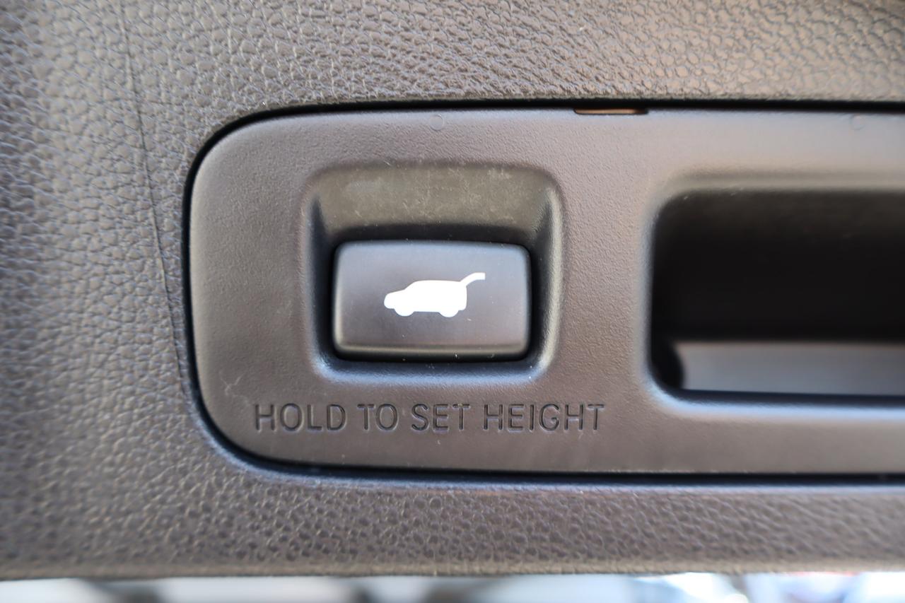 2022 Honda CR-V Touring 4dr All-wheel Drive Photo