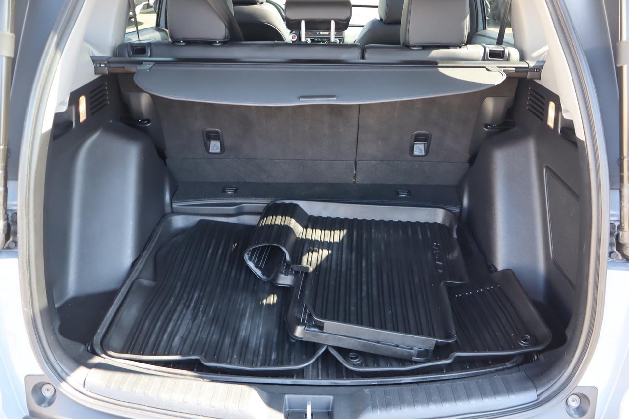 2022 Honda CR-V Touring 4dr All-wheel Drive Photo