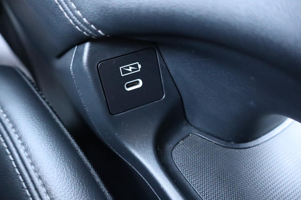 2024 Honda HR-V EX-L Navi 4dr All-Wheel Drive Photo