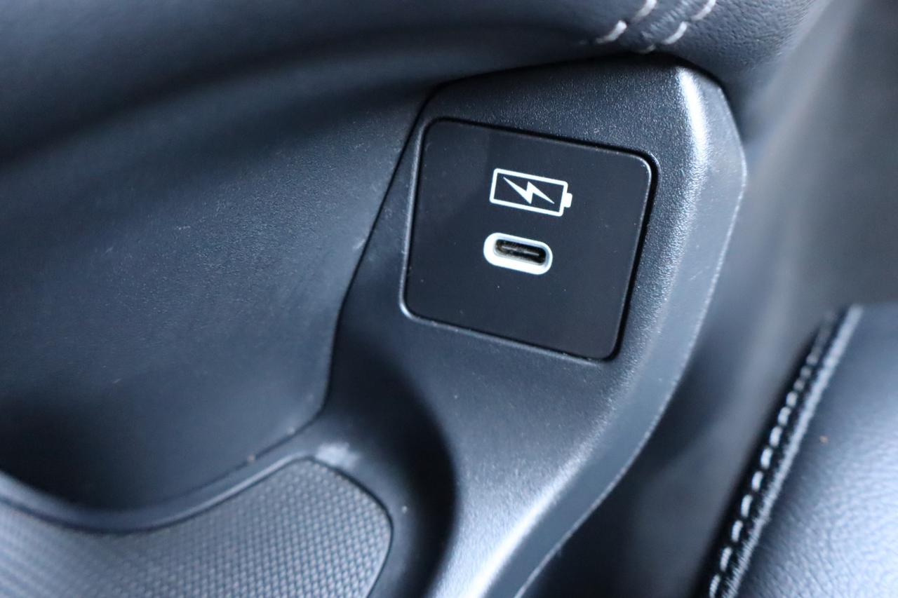 2024 Honda HR-V EX-L Navi 4dr All-Wheel Drive Photo