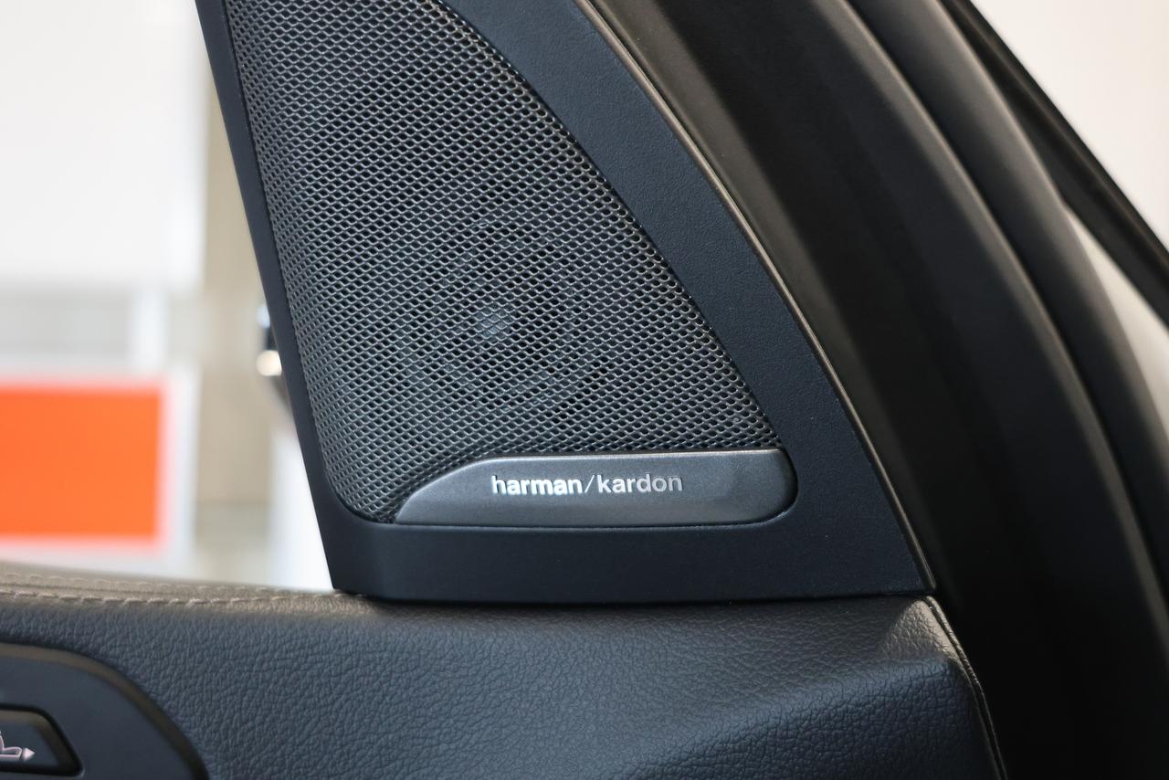 2021 BMW X7 M50i - PANO|NAVI|360CAM|HEADSUP|MASSAGE SEAT Photo