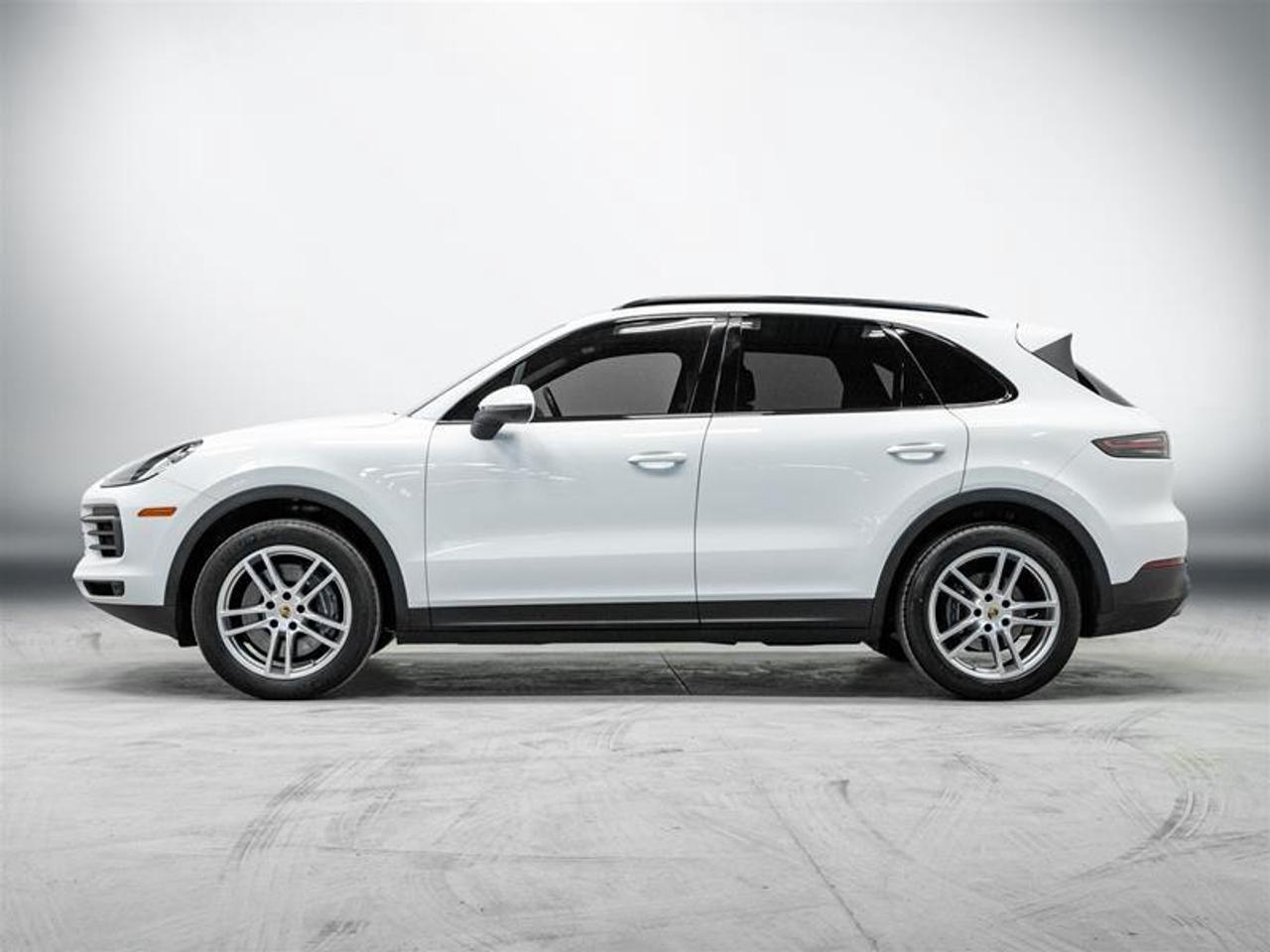 2021 Porsche Cayenne Base 4dr All-wheel Drive Photo3