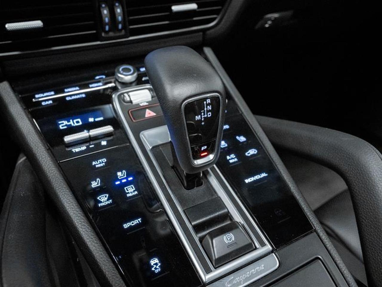 2021 Porsche Cayenne Base 4dr All-wheel Drive Photo