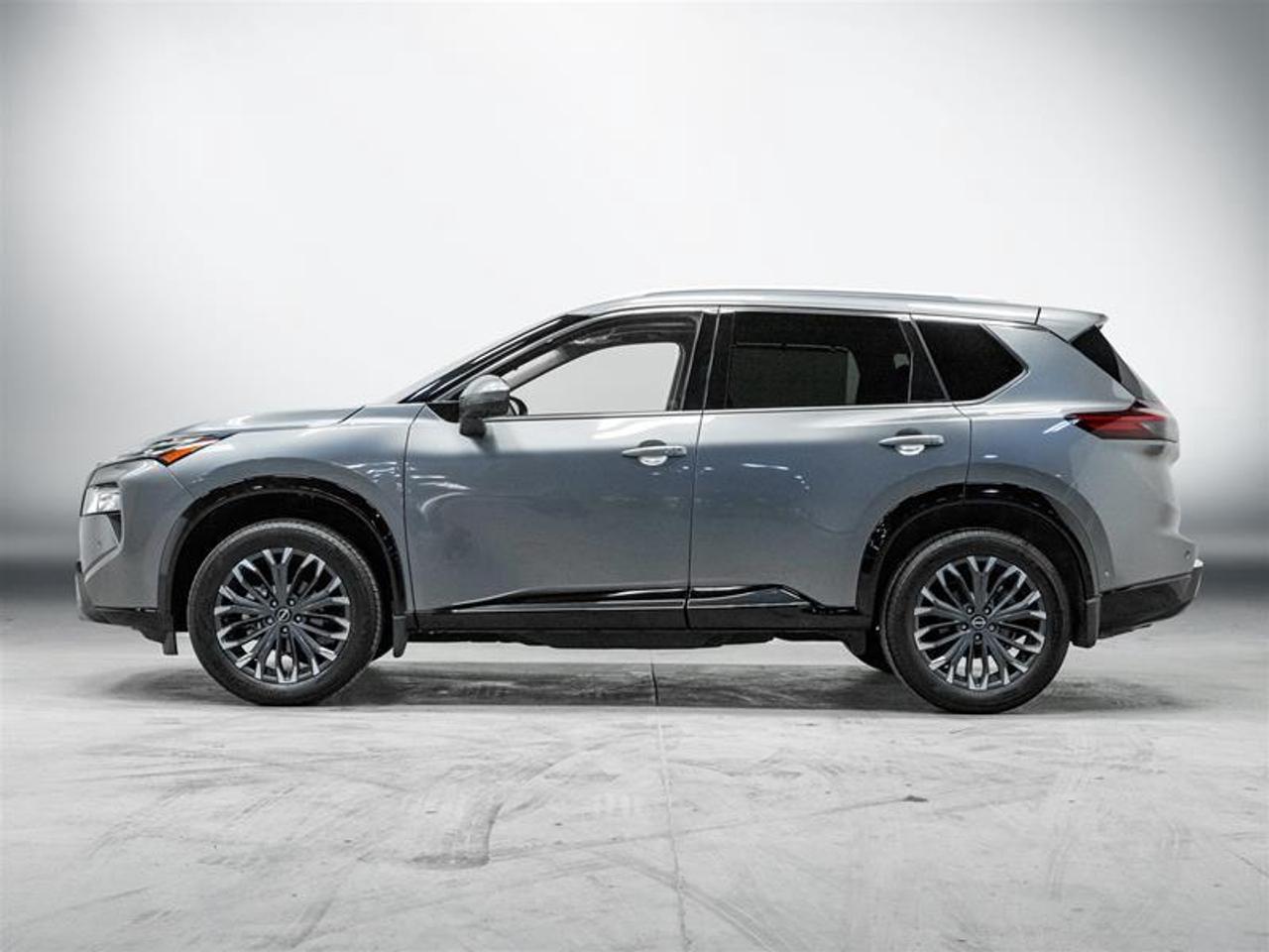 2026 Nissan Rogue Platinum 4dr All-Wheel Drive Sport Utility Photo3