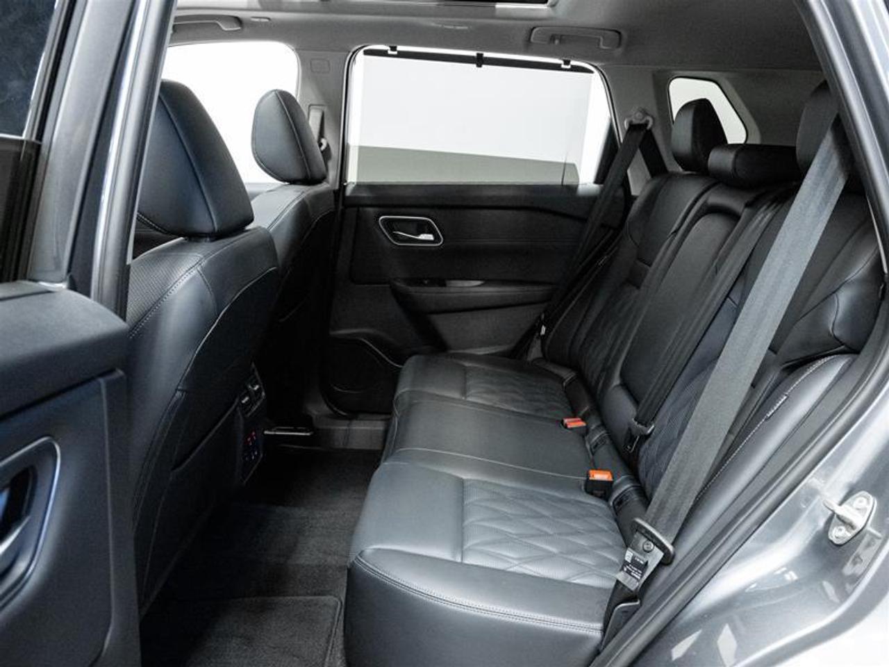 2026 Nissan Rogue Platinum 4dr All-Wheel Drive Sport Utility Photo
