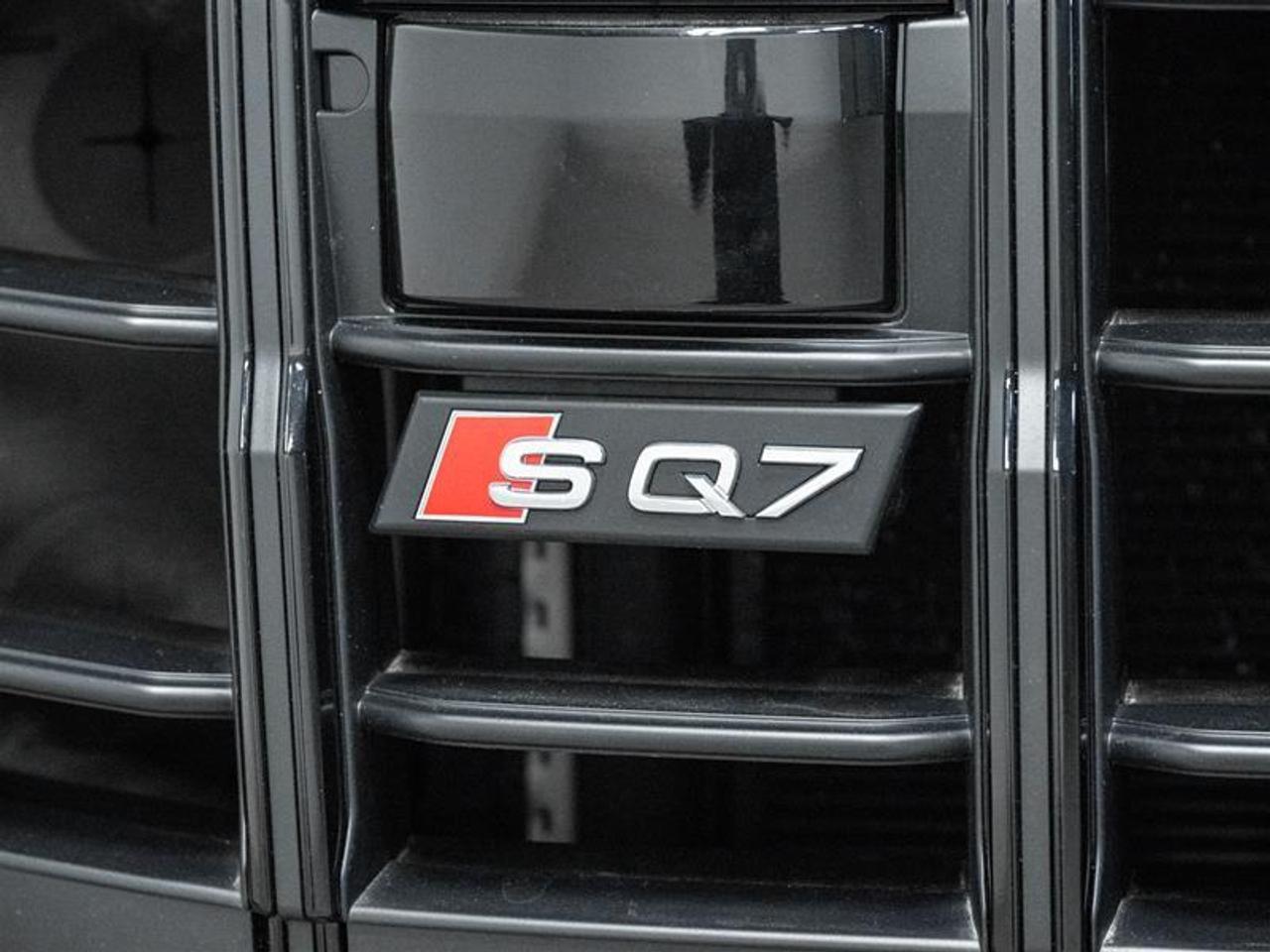 2023 Audi SQ7 4.0T 4dr All-Wheel Drive quattro Sport Utility Photo3