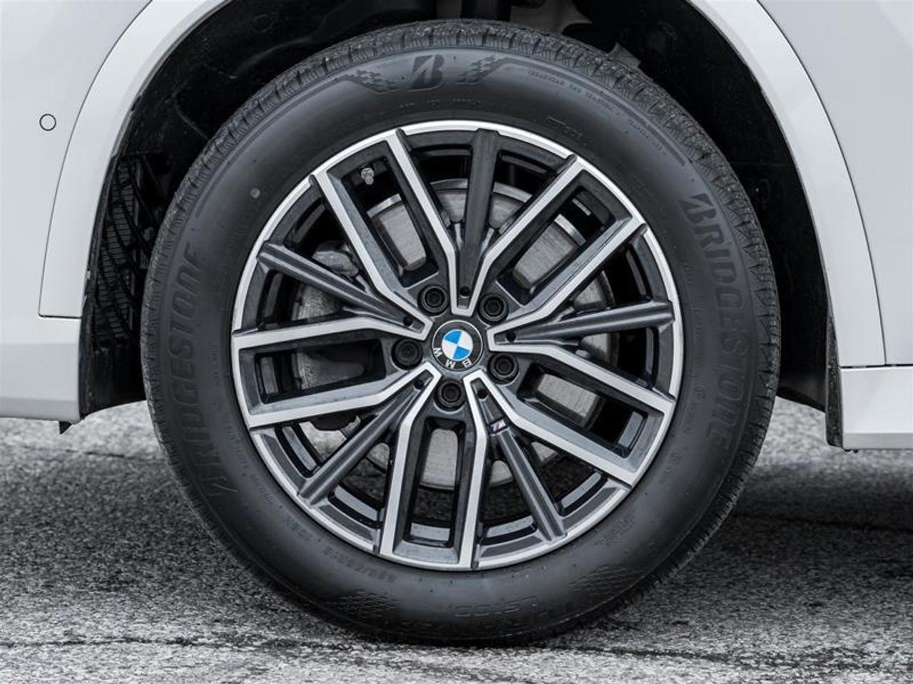 2025 BMW X1 xDrive28i 4dr All-wheel Drive Sports Activity Vehicle Photo4