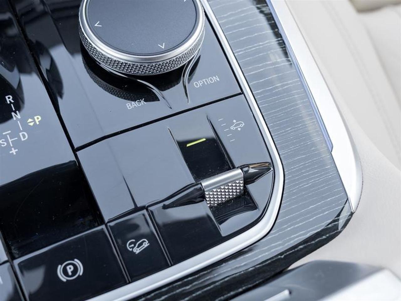 2022 BMW X7 xDrive40i 4dr All-Wheel Drive Sports Activity Vehicle Photo