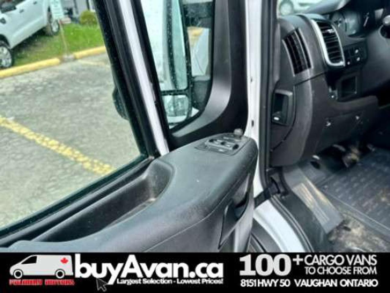 2023 RAM ProMaster 2500 159WB HR Shelves+Divider 3 PSGR *NO EXTRA FEES* Photo