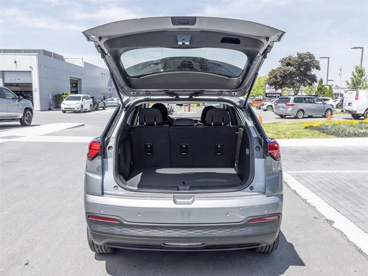 2027 Chevrolet Bolt LT 4dr Photo