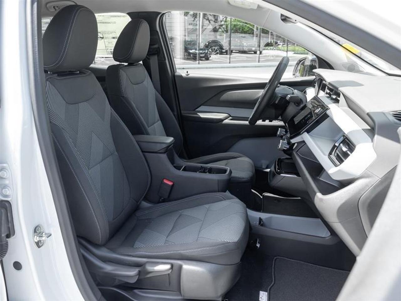 2027 Chevrolet Bolt LT 4dr Photo