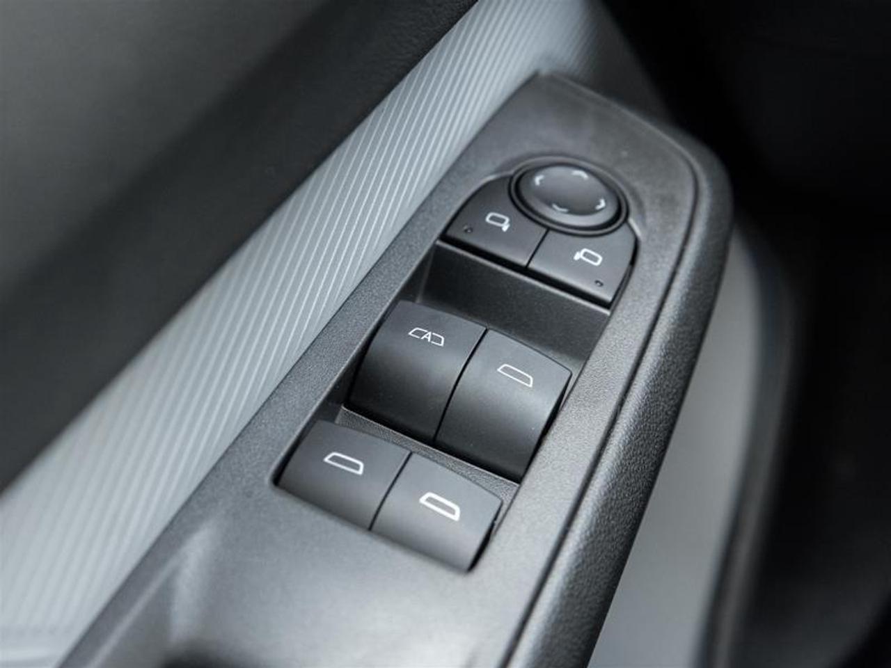 2027 Chevrolet Bolt LT 4dr Photo