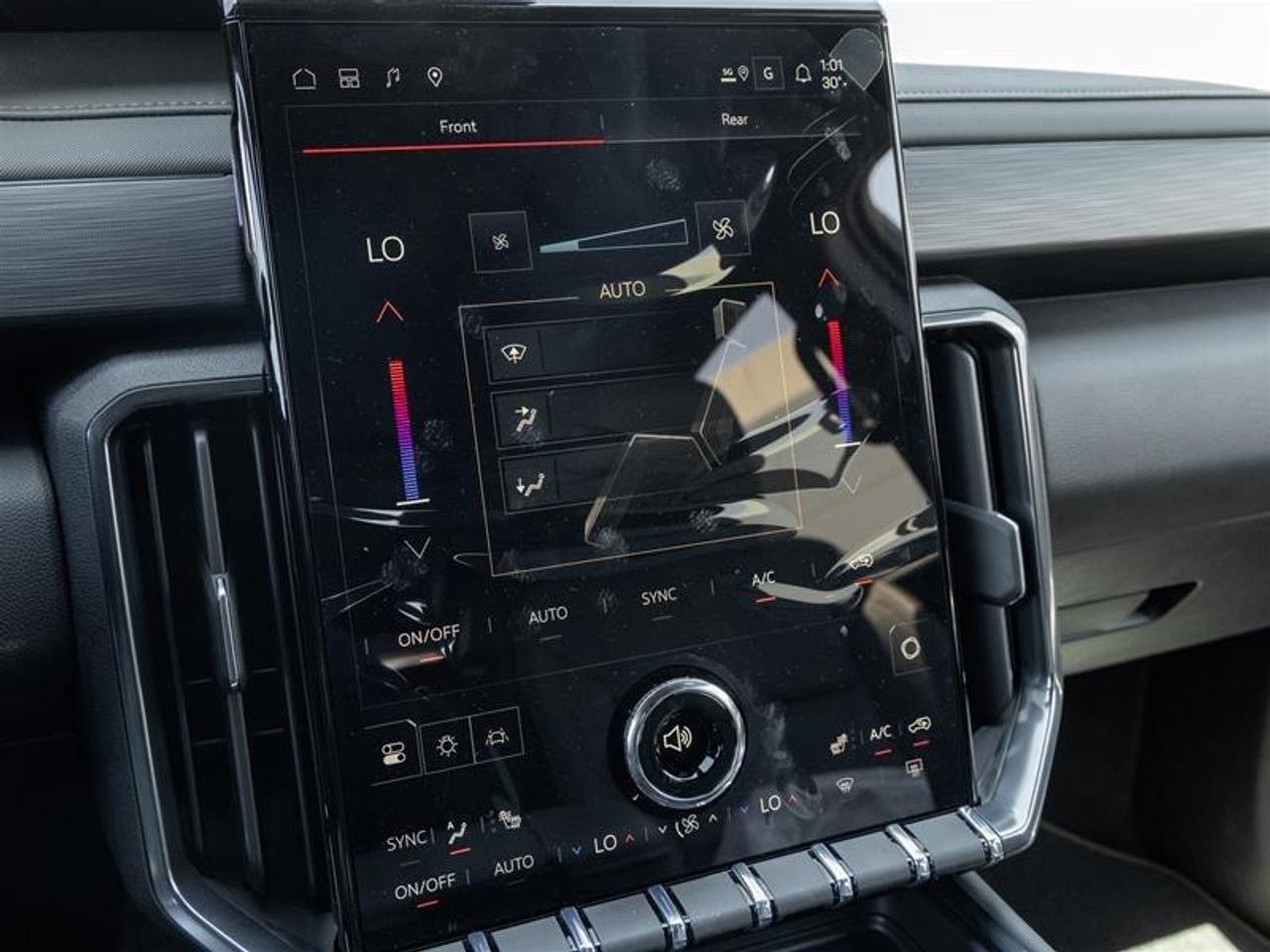 2026 GMC Acadia AT4 4dr All-Wheel Drive Photo