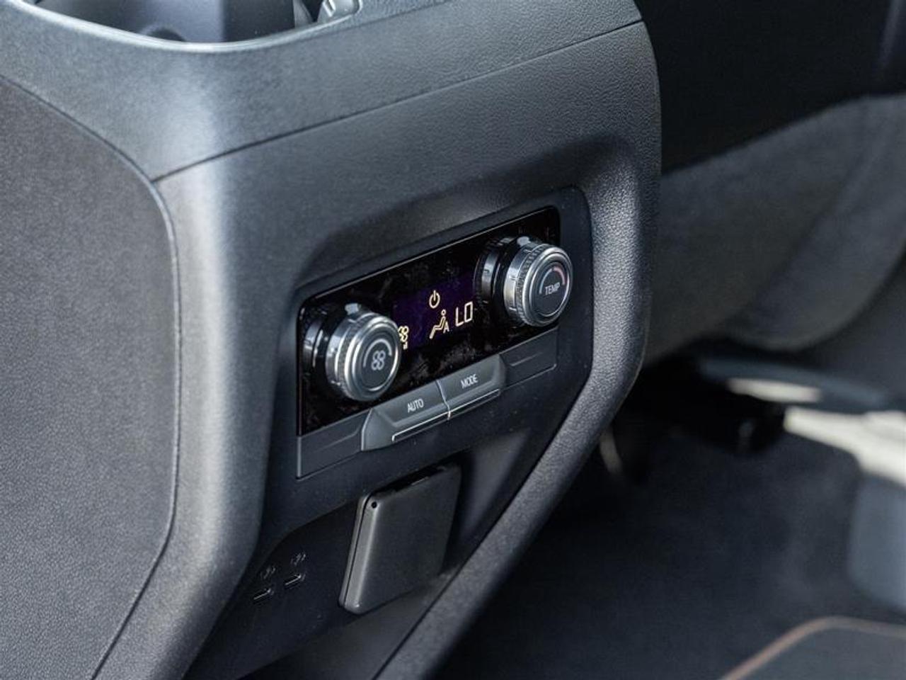 2026 GMC Acadia AT4 4dr All-Wheel Drive Photo