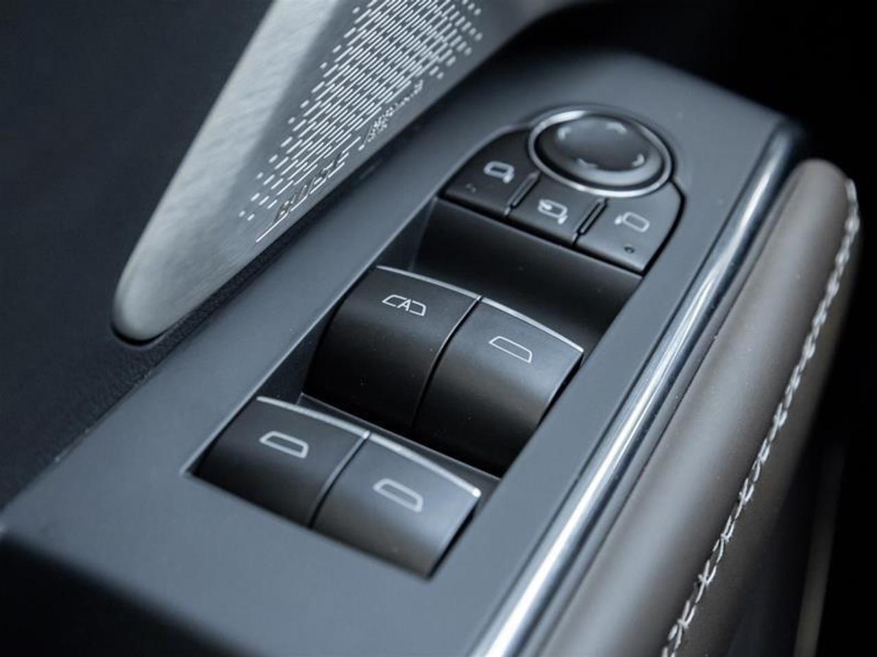 2026 GMC Acadia Denali Ultimate 4dr All-Wheel Drive Photo