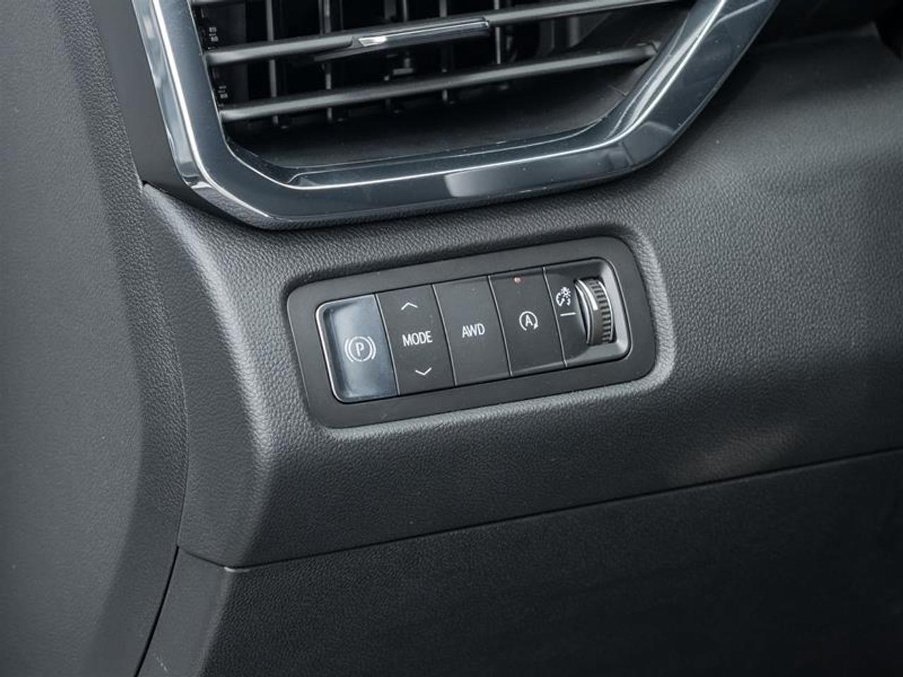 2026 GMC Acadia Elevation 4dr All-Wheel Drive Photo