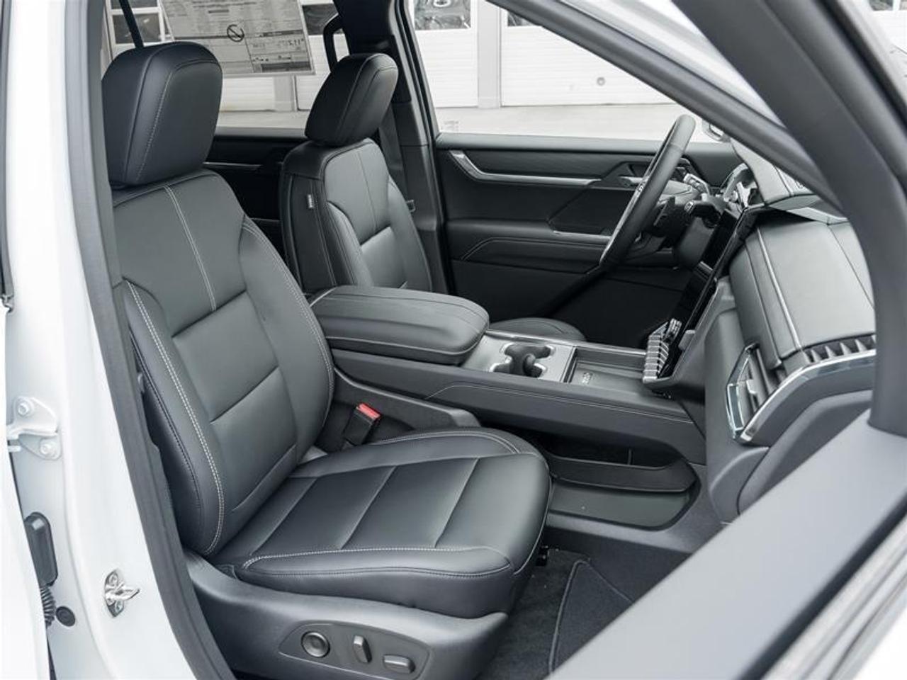 2026 GMC Acadia Elevation 4dr All-Wheel Drive Photo
