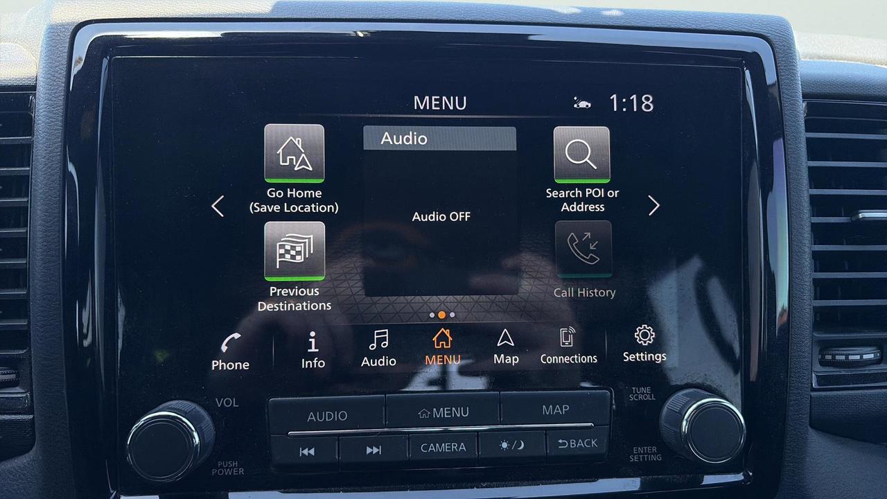 2022 Nissan Frontier Crew Cab PRO-4X Standard Bed 4x4 Photo