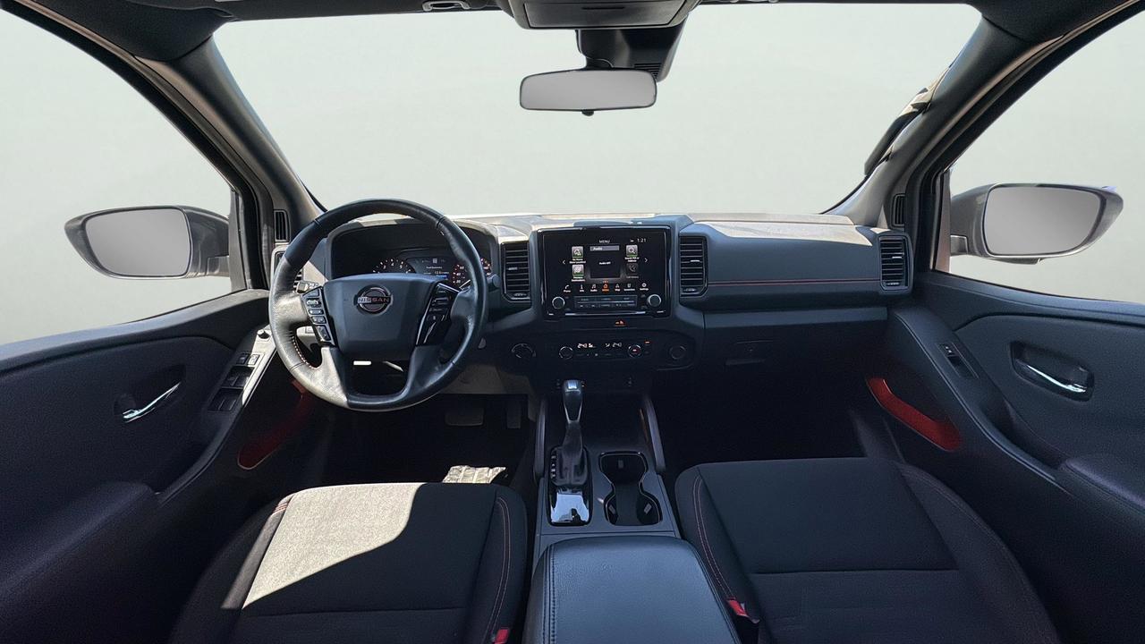 2022 Nissan Frontier Crew Cab PRO-4X Standard Bed 4x4 Photo