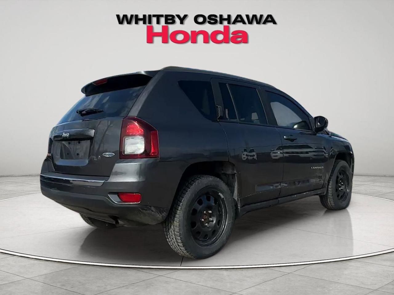 2016 Jeep Compass 4WD 4dr High Altitude Photo