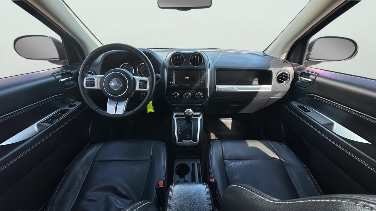 2016 Jeep Compass 4WD 4dr High Altitude Photo