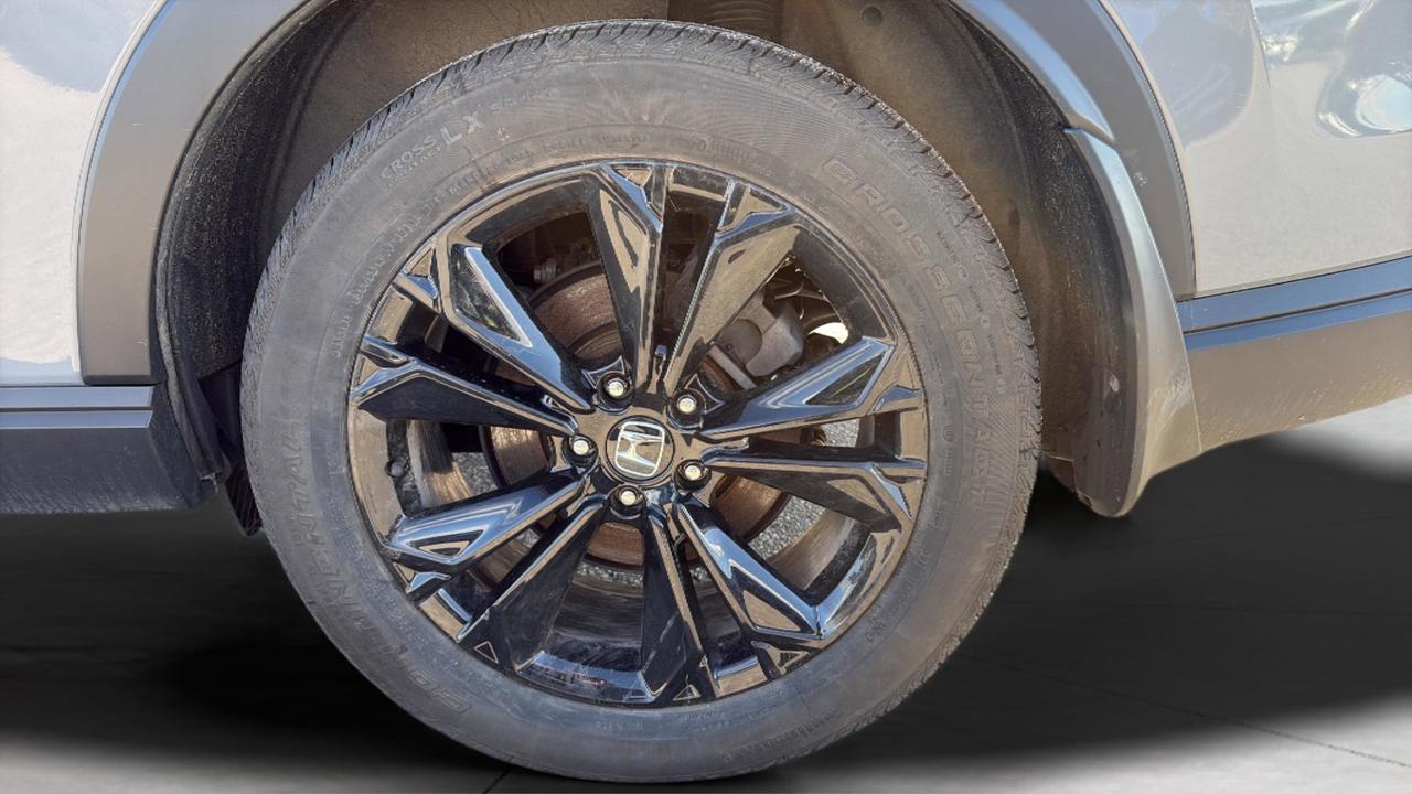 2025 Honda CR-V Hybrid Touring AWD Photo